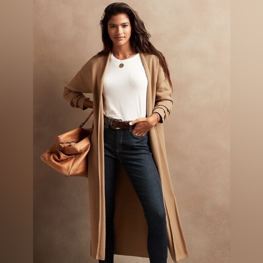 NWOT Banana Republic Open-Front Duster Cardigan in Camel, size Medium.